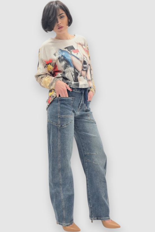 Ženska mekana majica Fara sa printom sandale i srebnim koncem na ovratniku