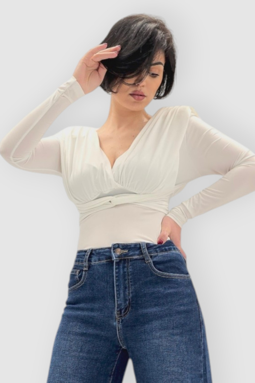 Bijela naborana majica Etta s jastučićima na ramenima i križanim dekolteom