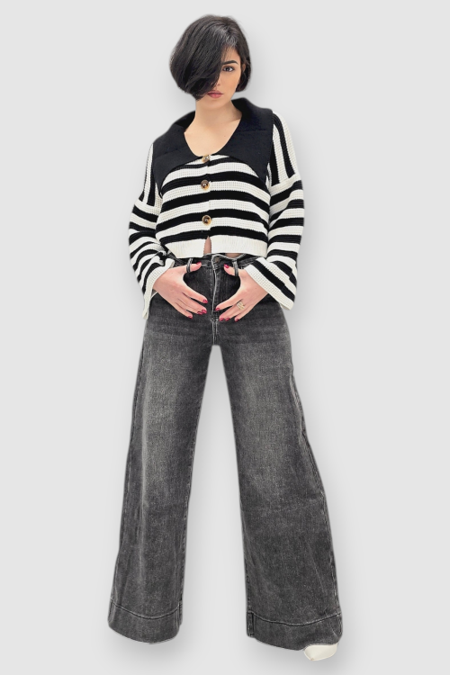 Pleteni prugasti džemper Chana s dubokim V-izrezom i velikim ovratnikom na rever