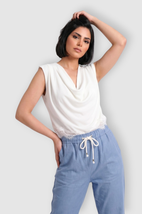 Ženska bijela elegantna bluza sa čipkom