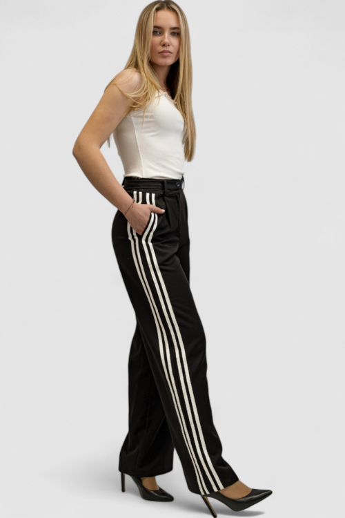 Ženske crne modne ravne hlače s prugama Cristina