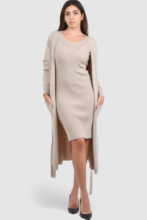 Ženski bež komplet kardigan s haljinom Almond