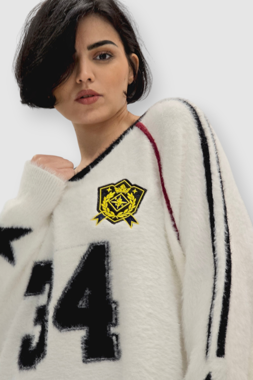 Ženski bijeli džemper Beverly s V-izrezom i retro printom