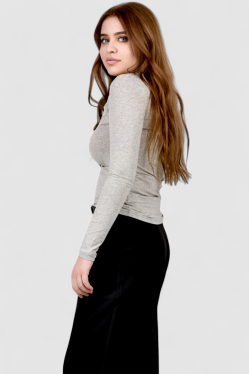 Ženska siva dolčevita Calista