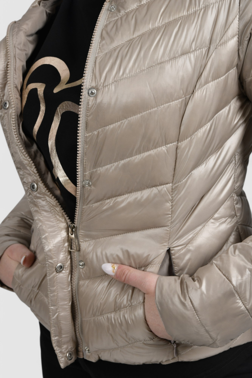 Ženska bež kratka jakna Clarita