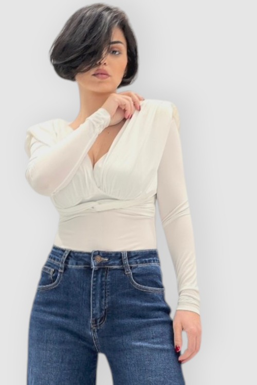 Bijela naborana majica Etta s jastučićima na ramenima i križanim dekolteom