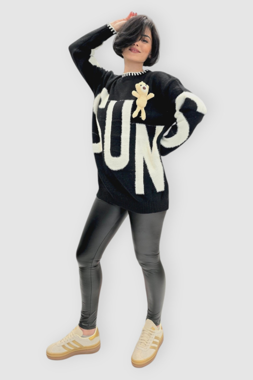 Ženski crni oversized džemper Carmen s medvjedićem