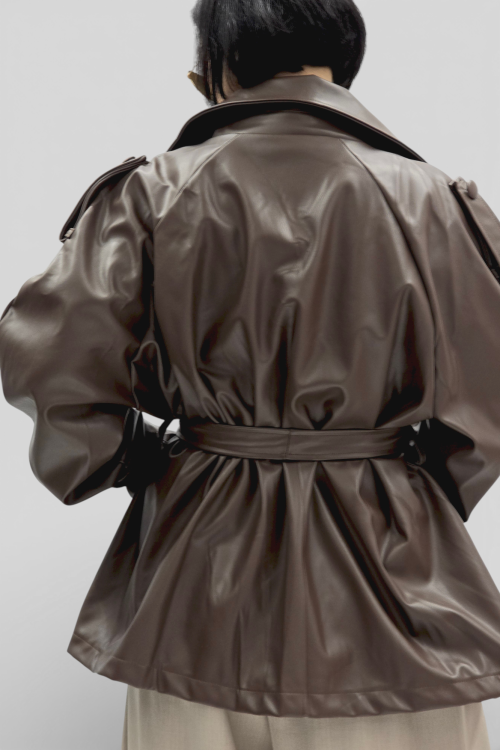 Ženska trendi smeđa oversized jakna Ember u imitaciji kože