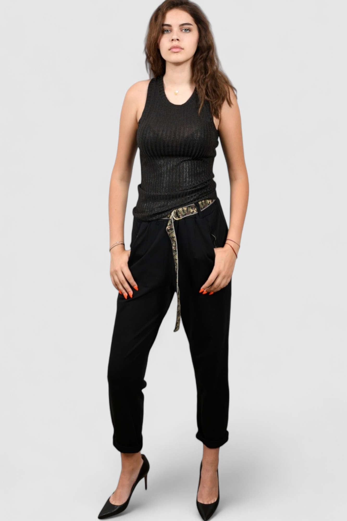 Ženska crna majica bez rukava Selena