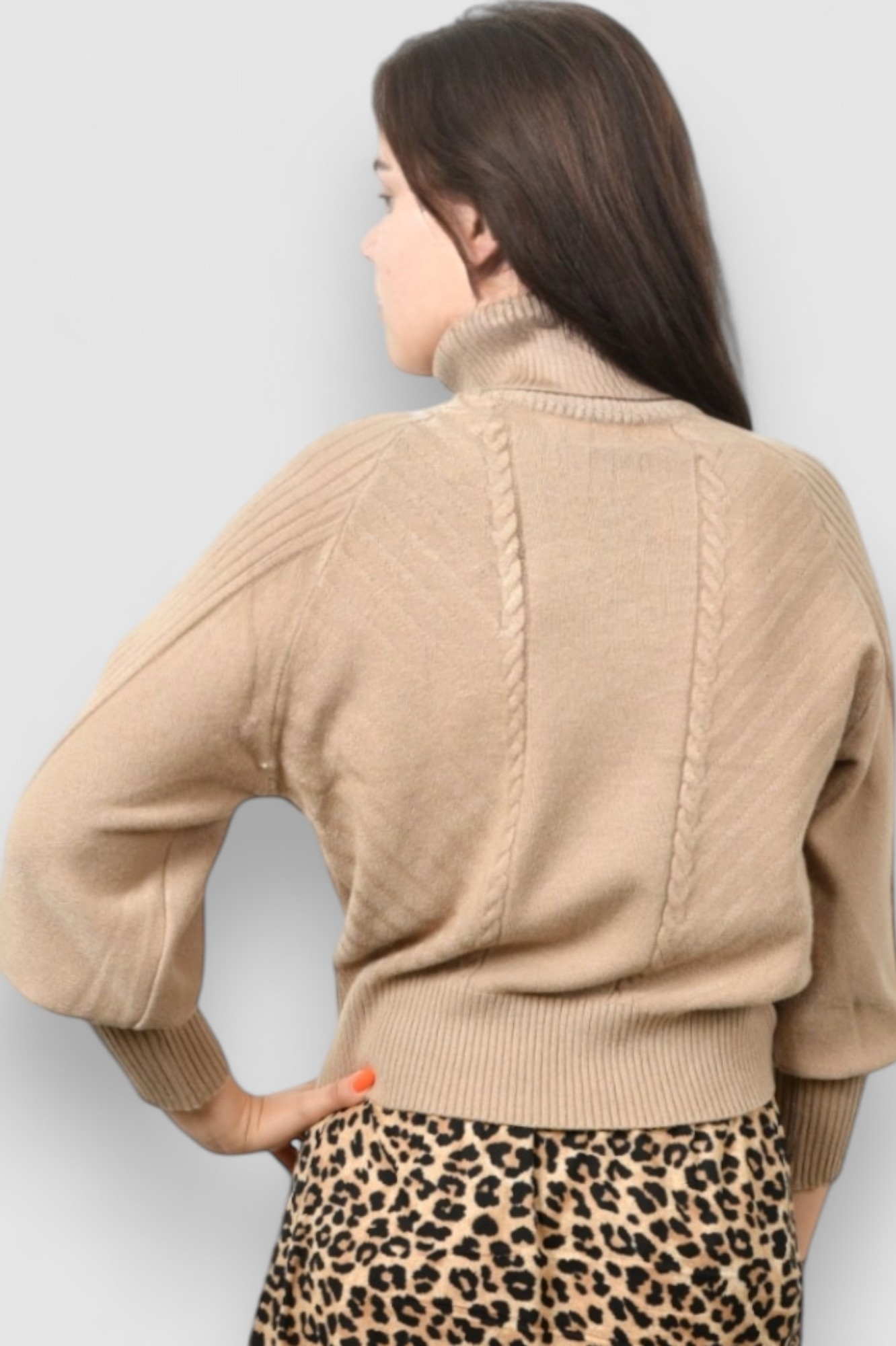 Ženski bež topliji džemper Oriana