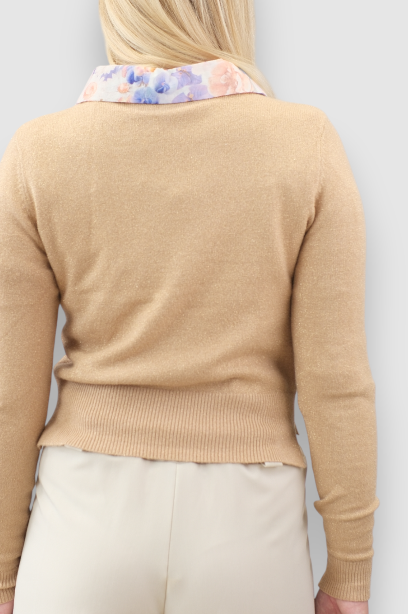 Ženski smeđi lagani džemper Clarette