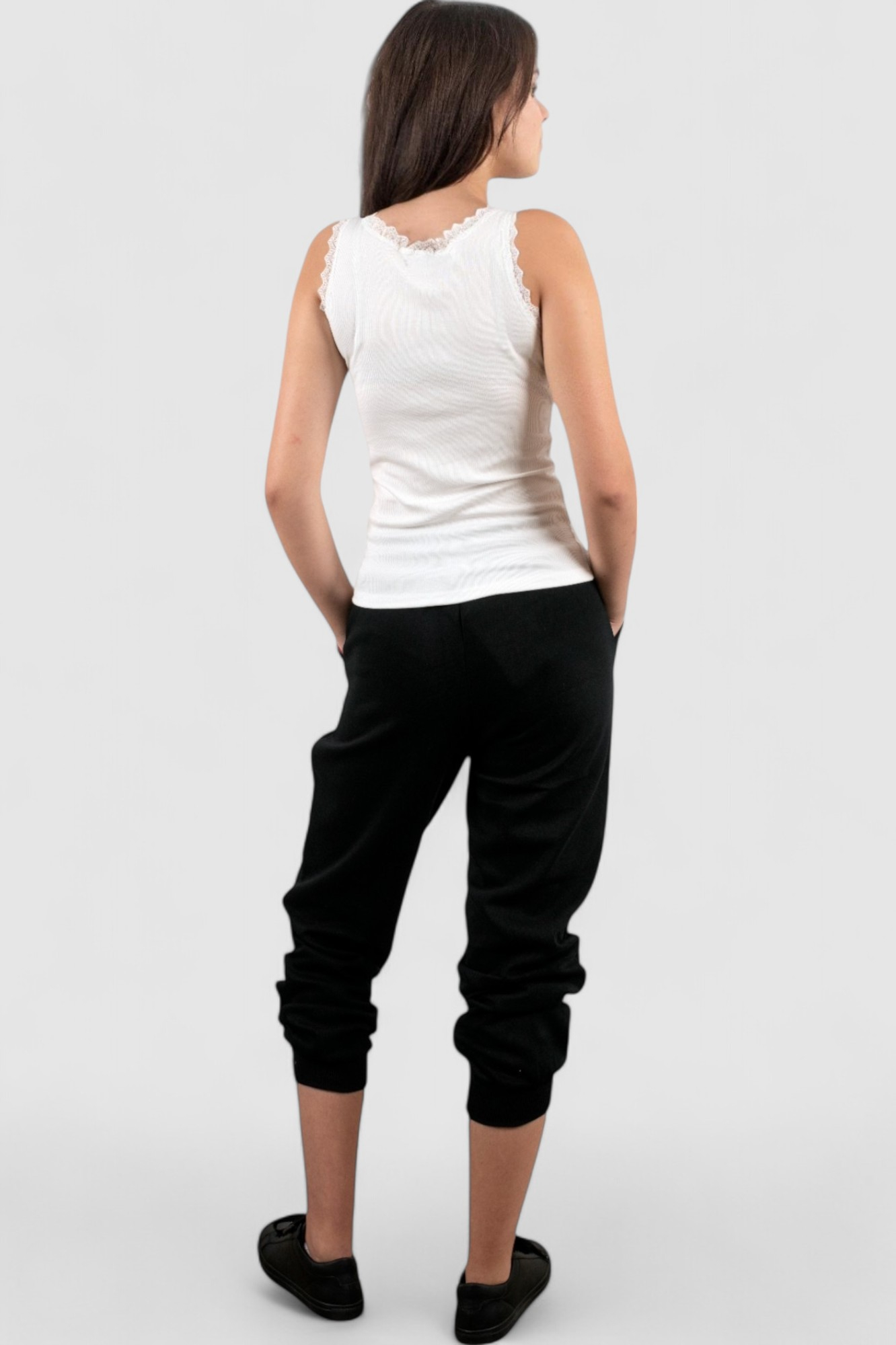 Ženska crna trenirka komplet Zuri