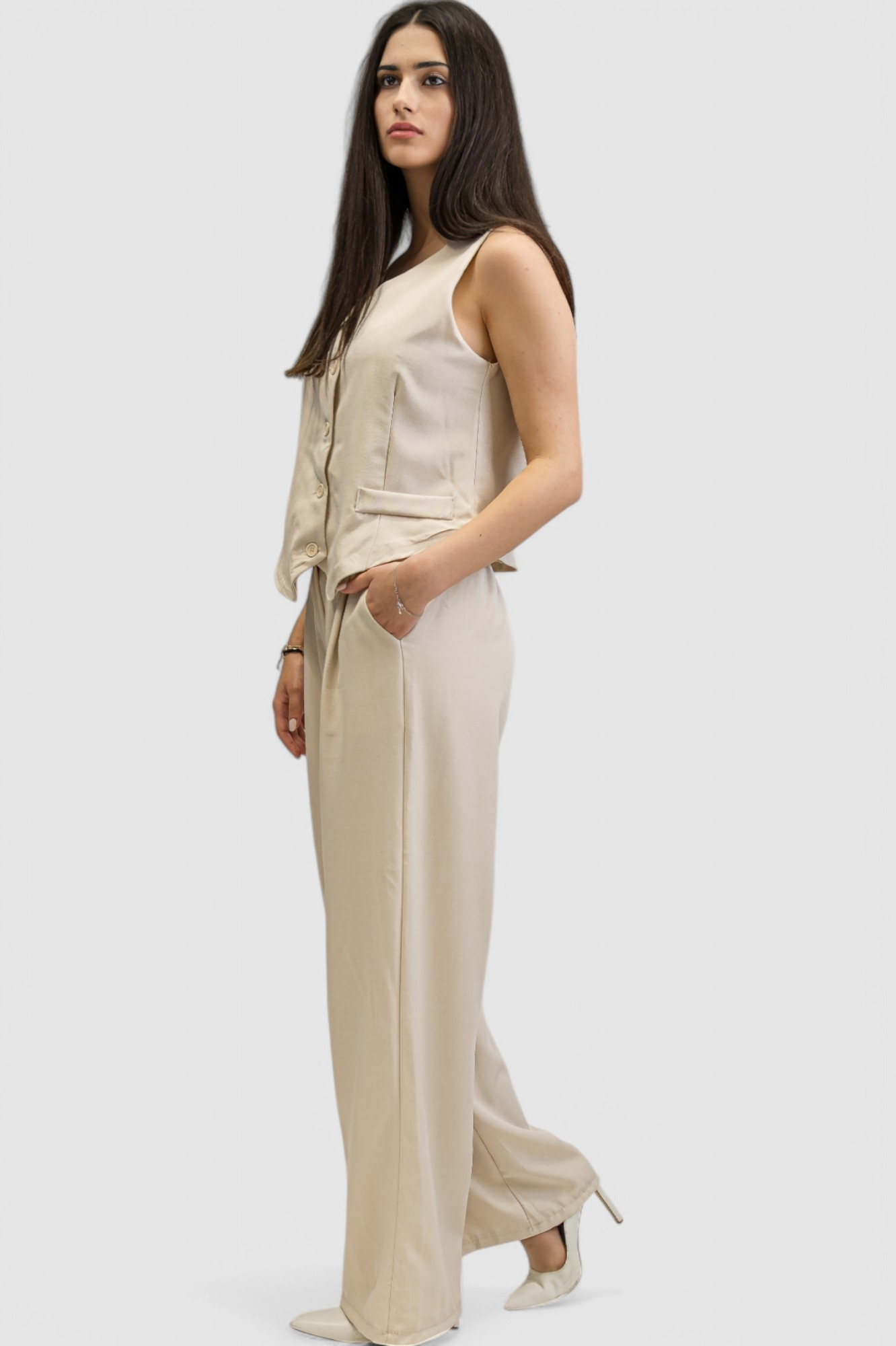 Žensko bež odijelo sa prslukom Chantal