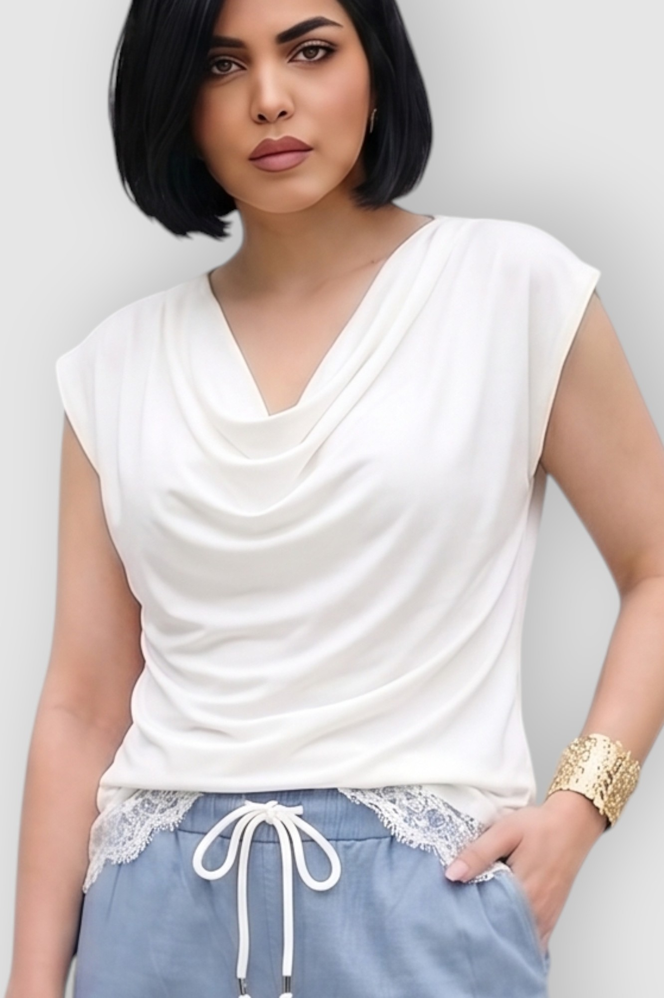 Ženska bijela elegantna bluza sa čipkom