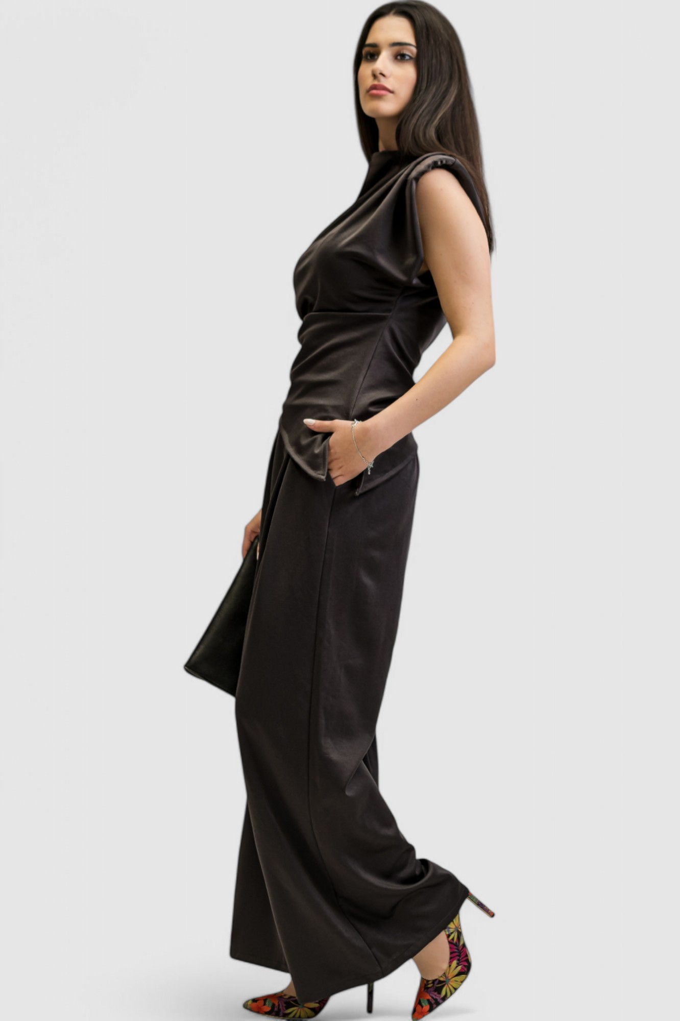 Ženski tamno sivi komplet s asimetričnim topom Francine