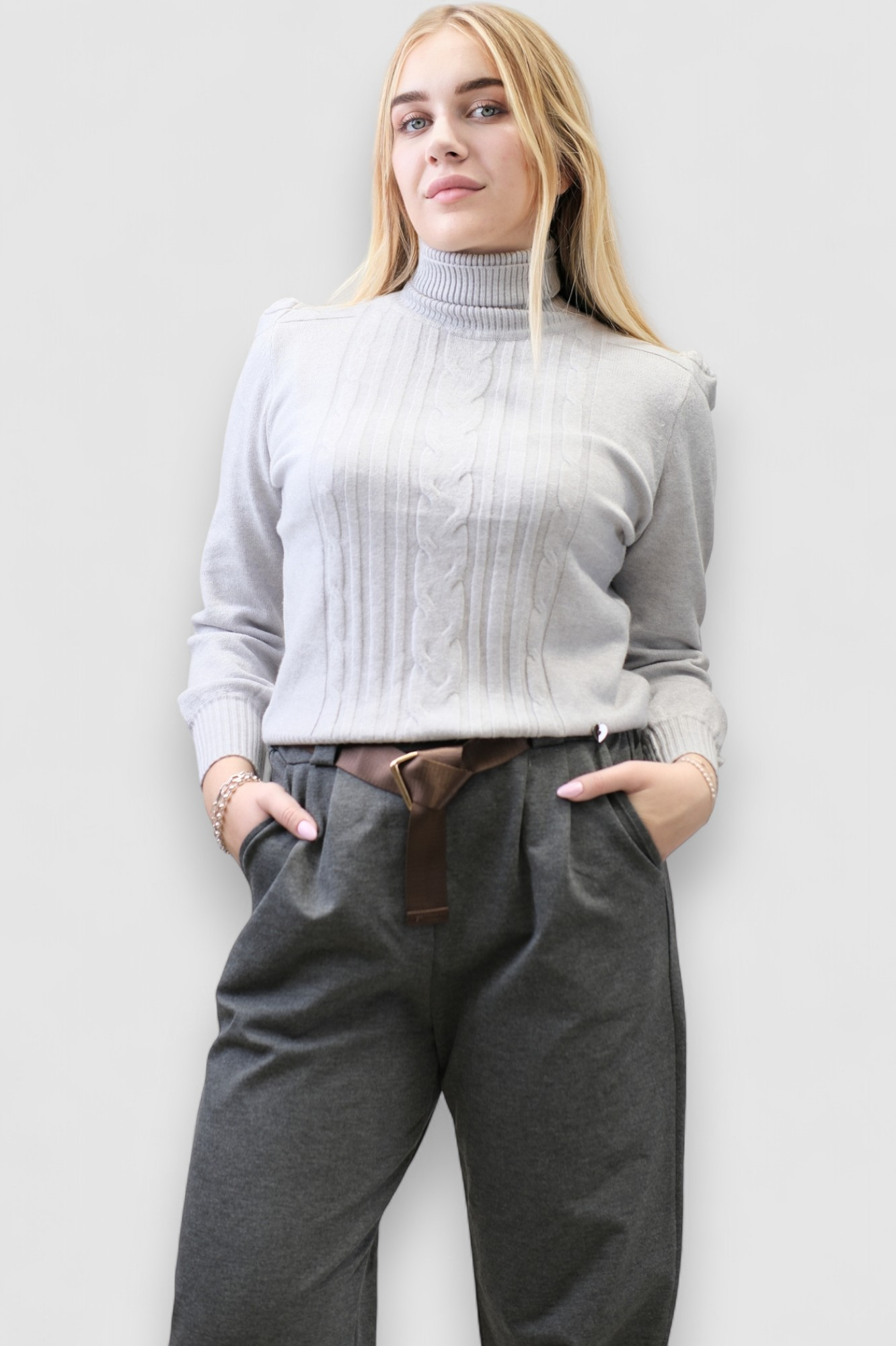 Ženski sivi topliji džemper Maelle