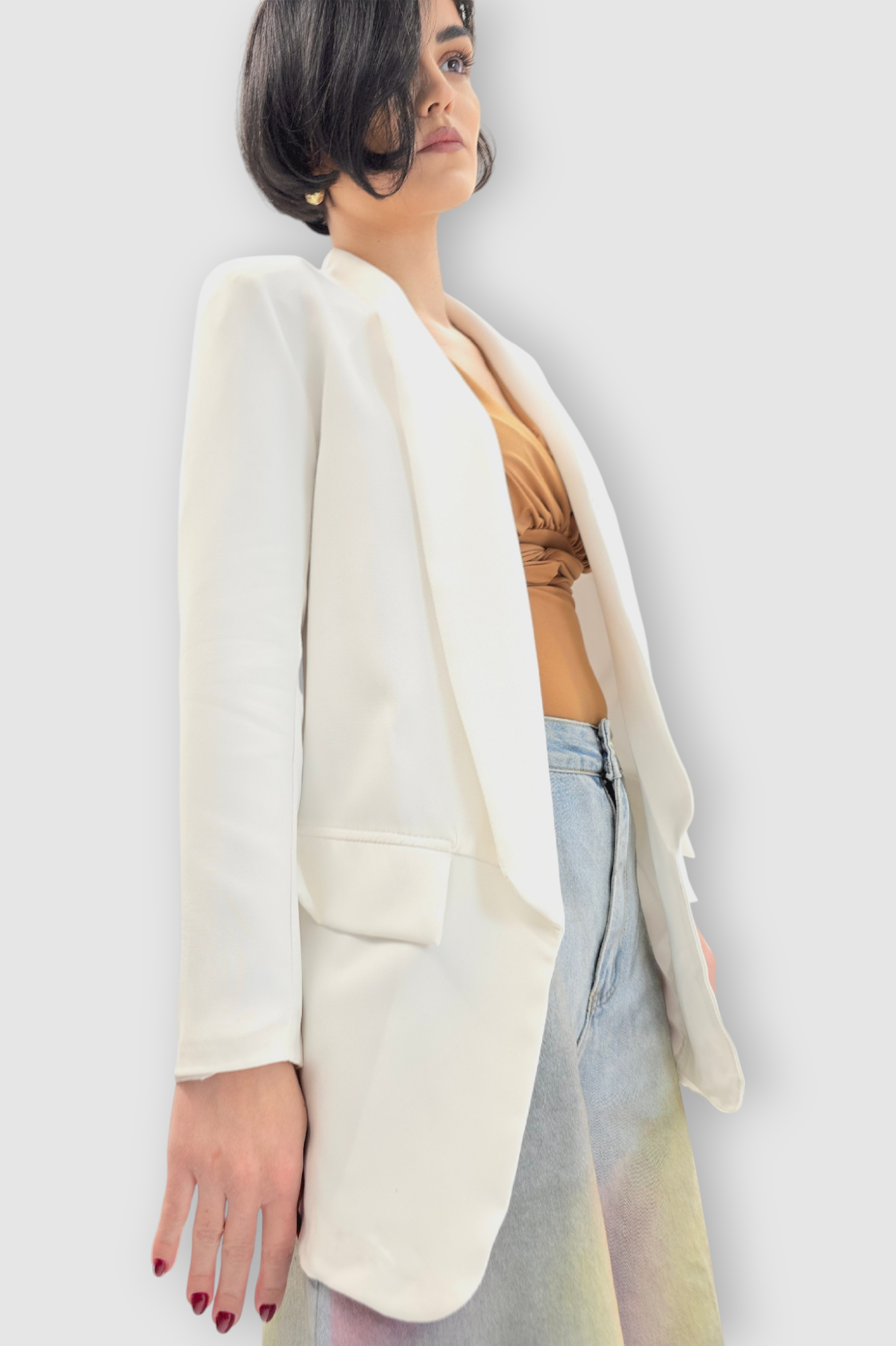 Elegantni duži sako Finna u bijeloj boji