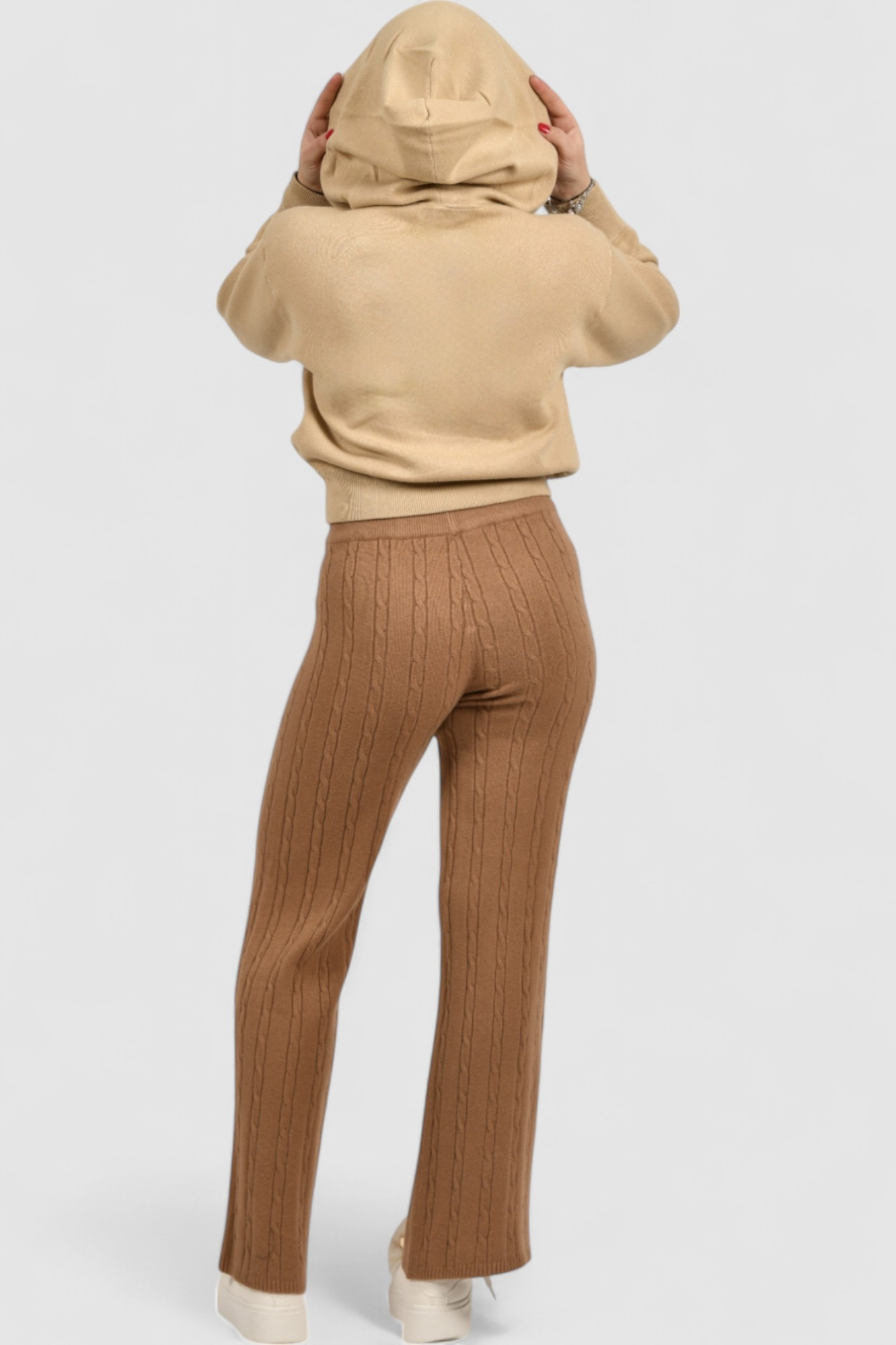 Ženska smeđa hoodica sa kapuljačom Noelia