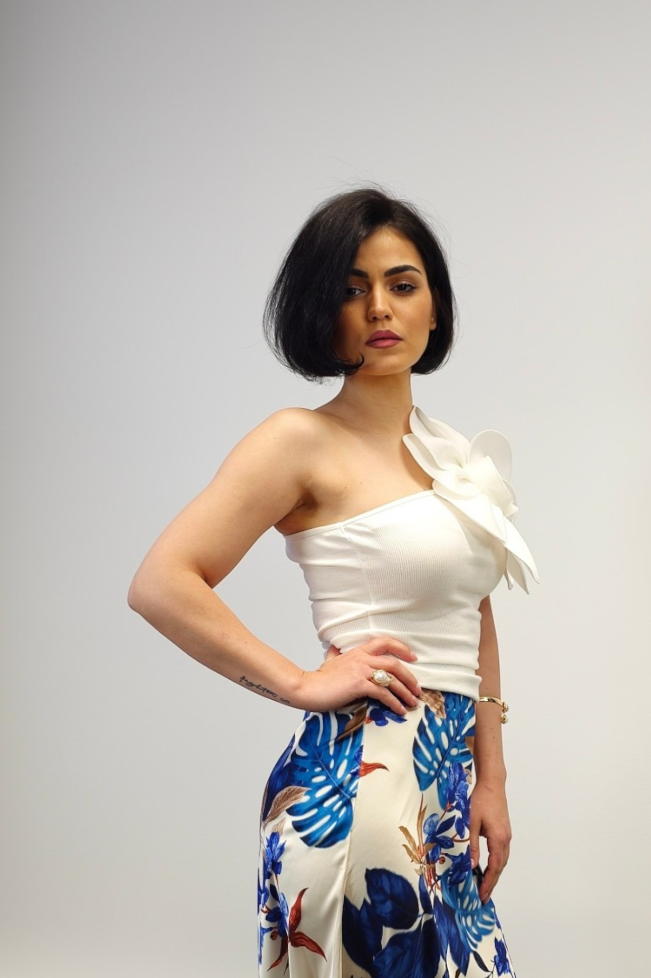 Ženski bijeli top Selin