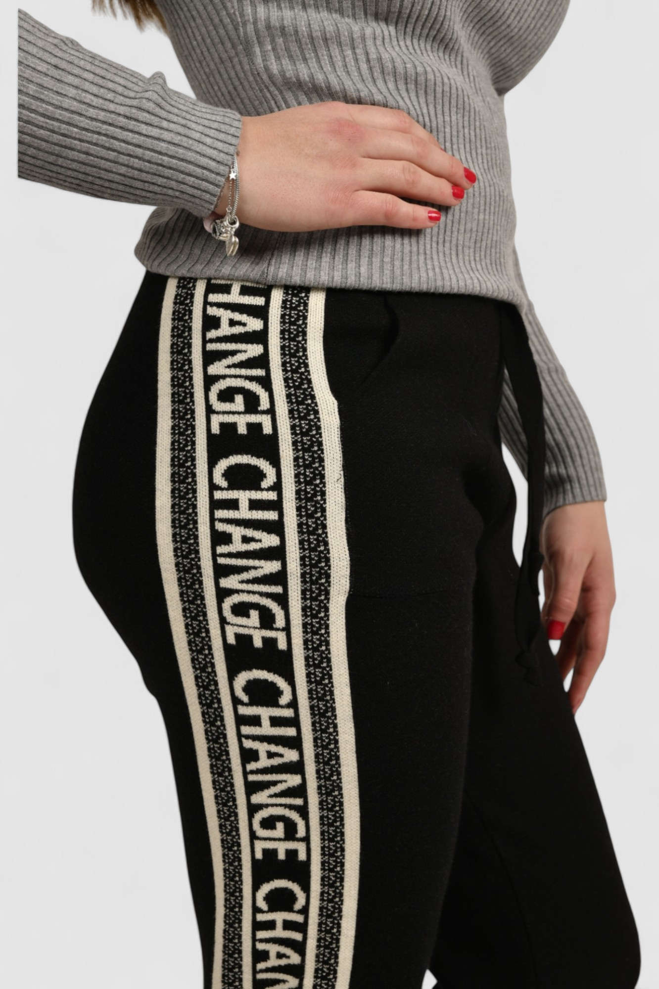 Ženski crni donji dio trenirke Celestia