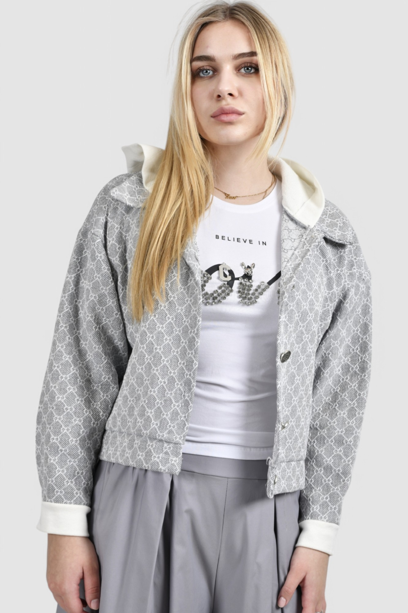 Ženska siva kratka jakna Clio