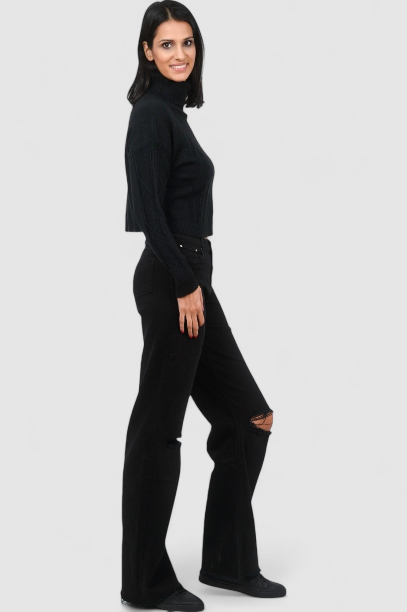 Ženski crni lagani džemper Violet