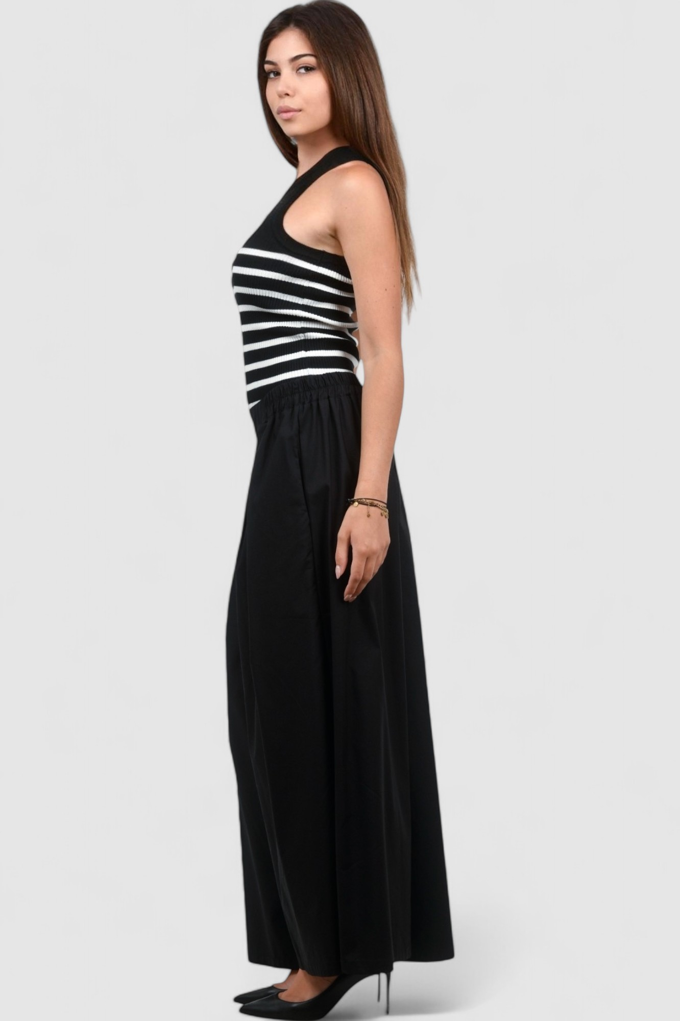 Ženski crni top Leona