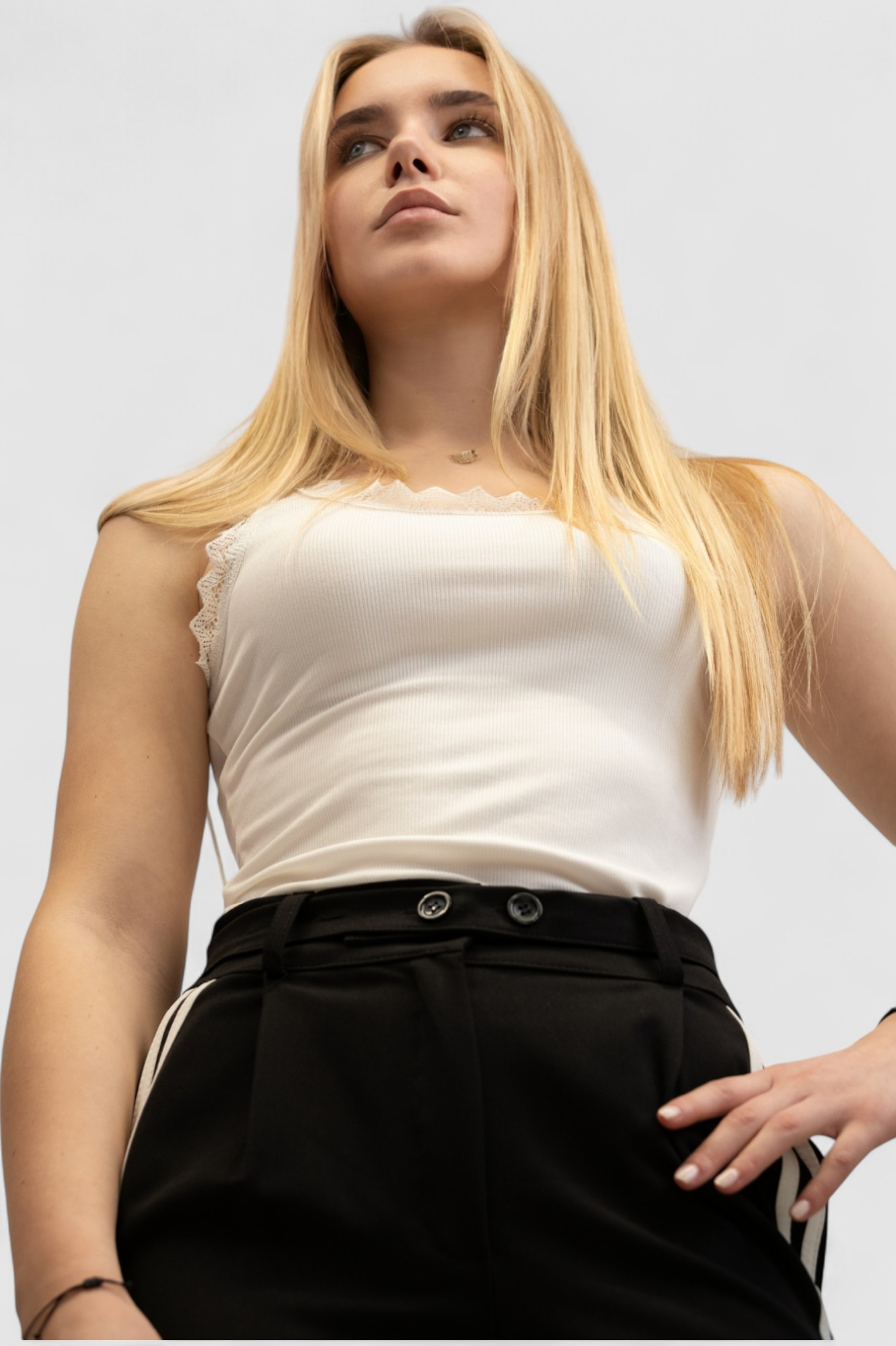 Ženska bijela majica bez rukava Danielle