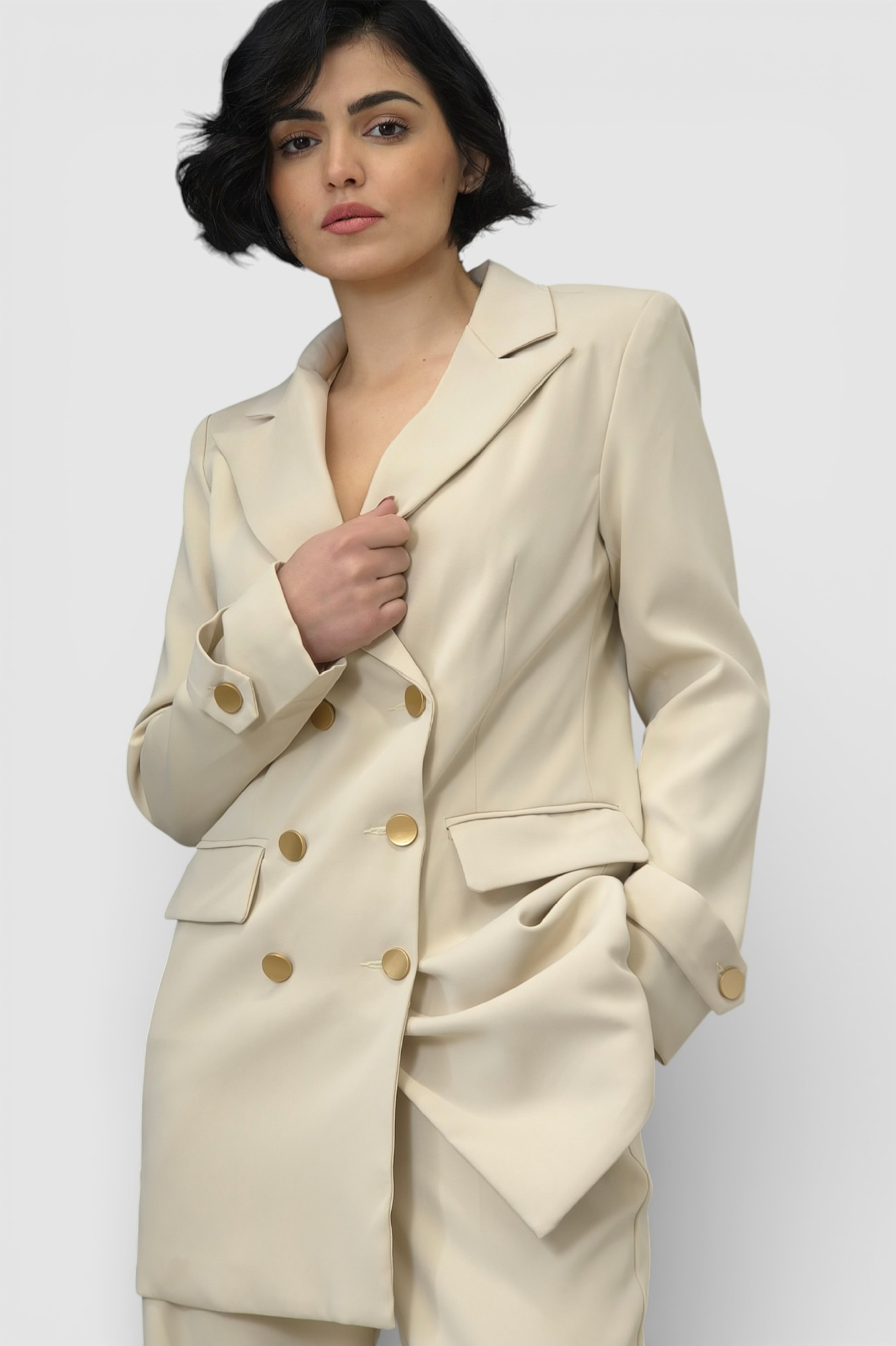 Žensko elegantno bež odijelo Clara