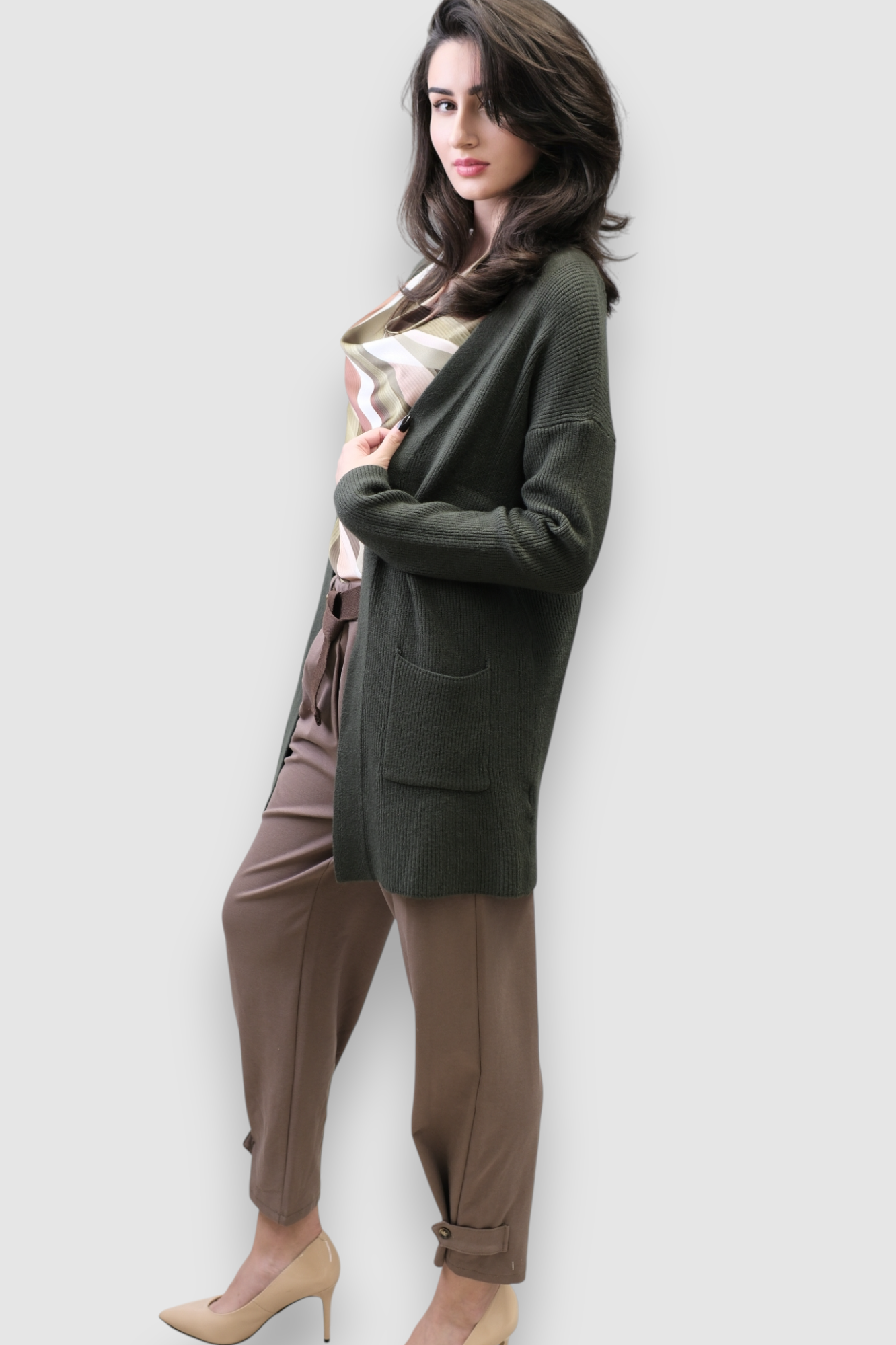 Ženski kratki kardigan Jossie u tamno zelenoj boji