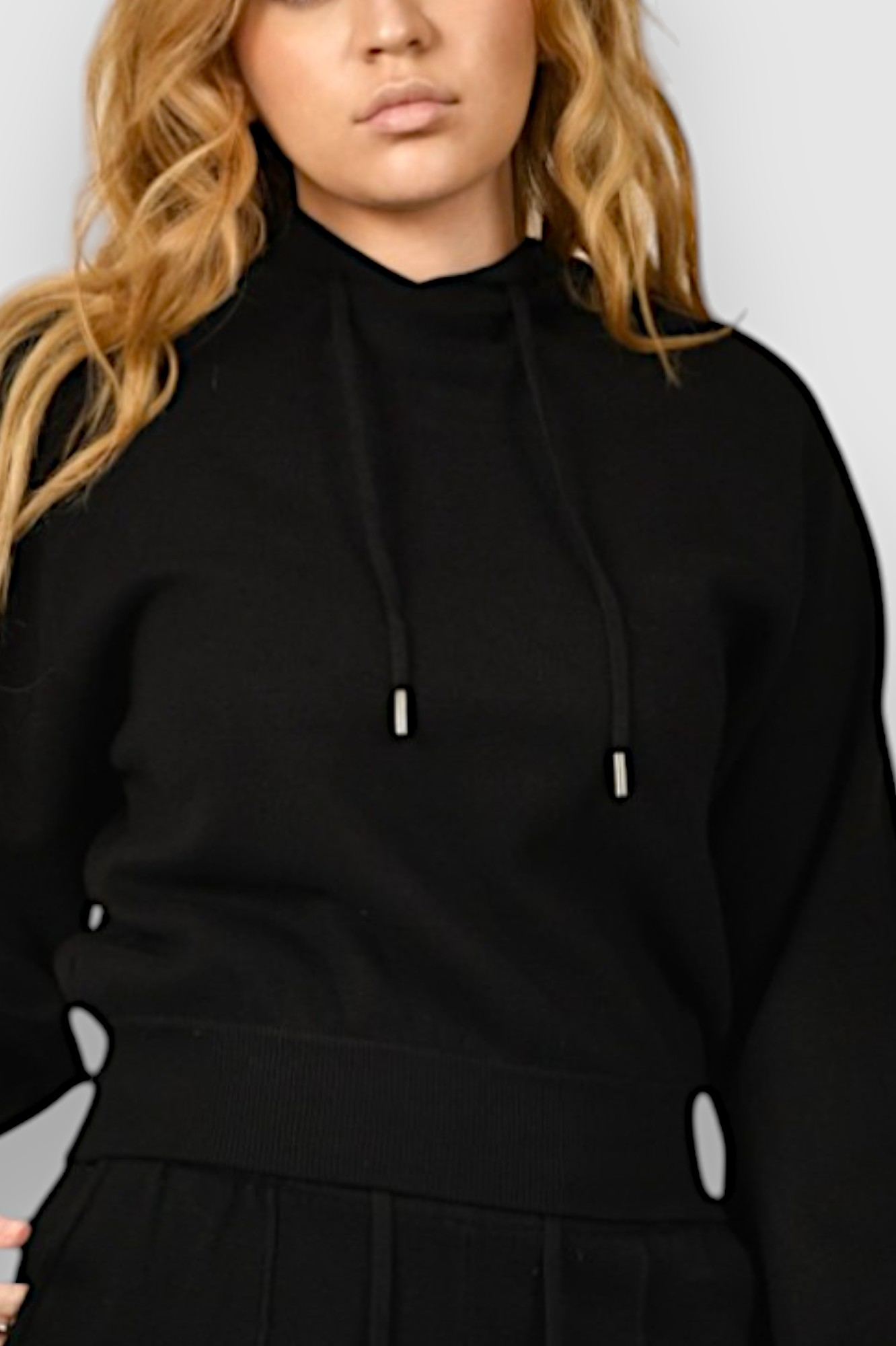 Ženska crna hoodica sa kapuljačom Noelia