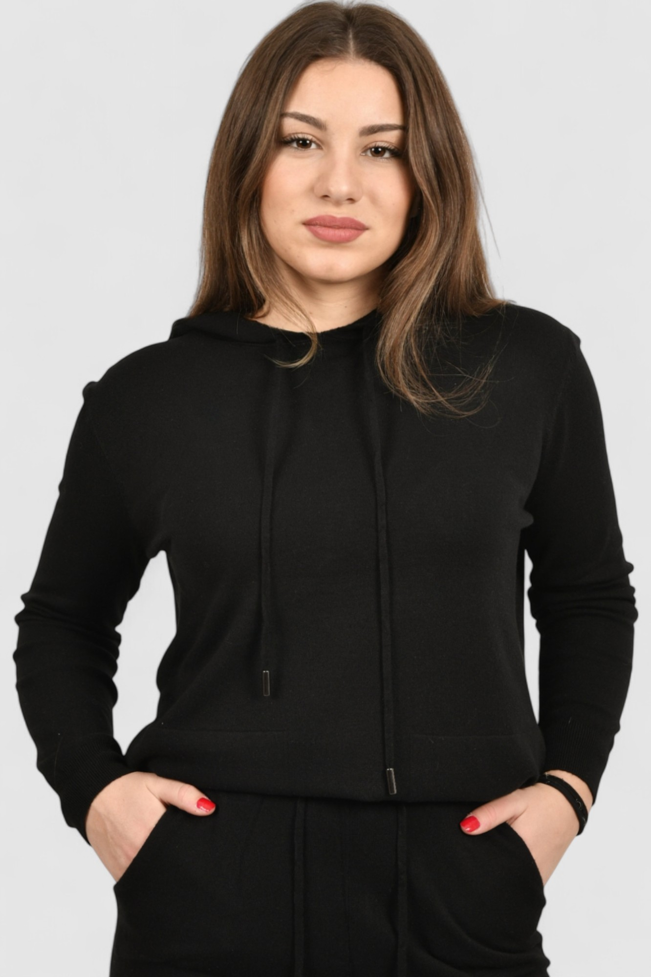 Ženska crna trenirka komplet Kaira