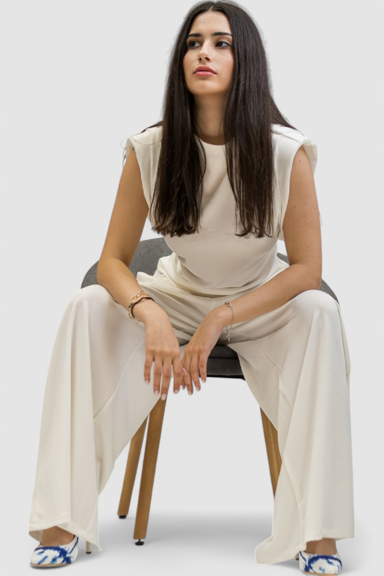 Ženski bijeli komplet s asimetričnim topom Francine