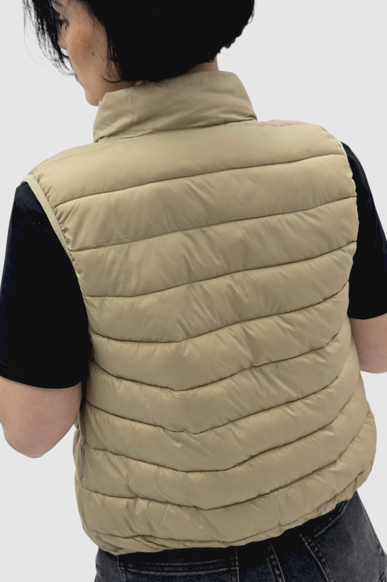 Ženski bež kratki prsluk Felicity