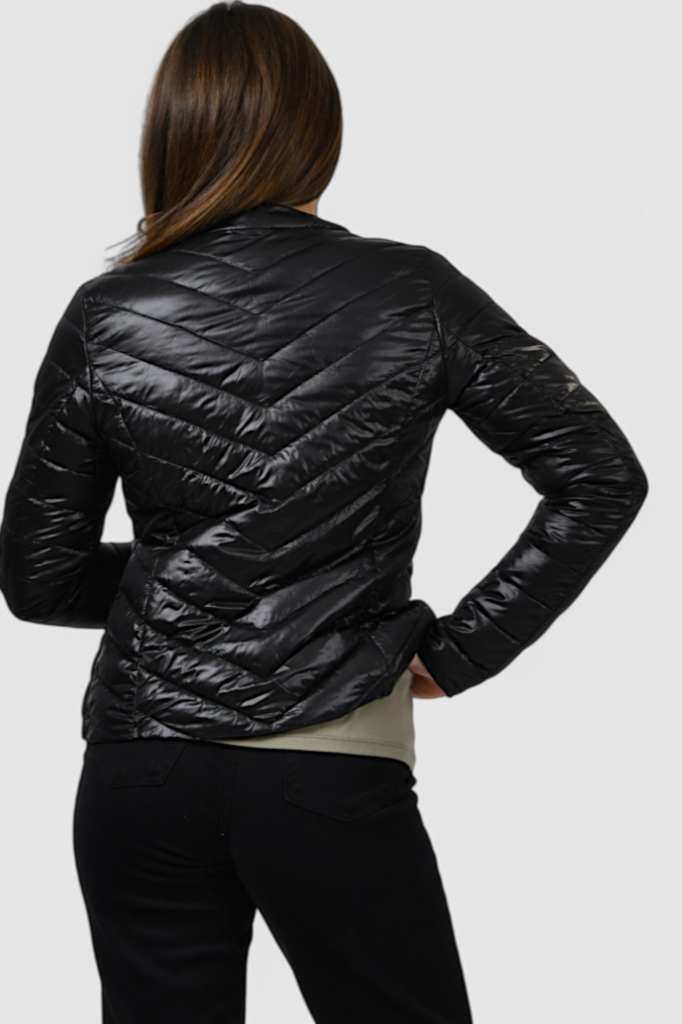 Ženska crna kratka jakna Clarita