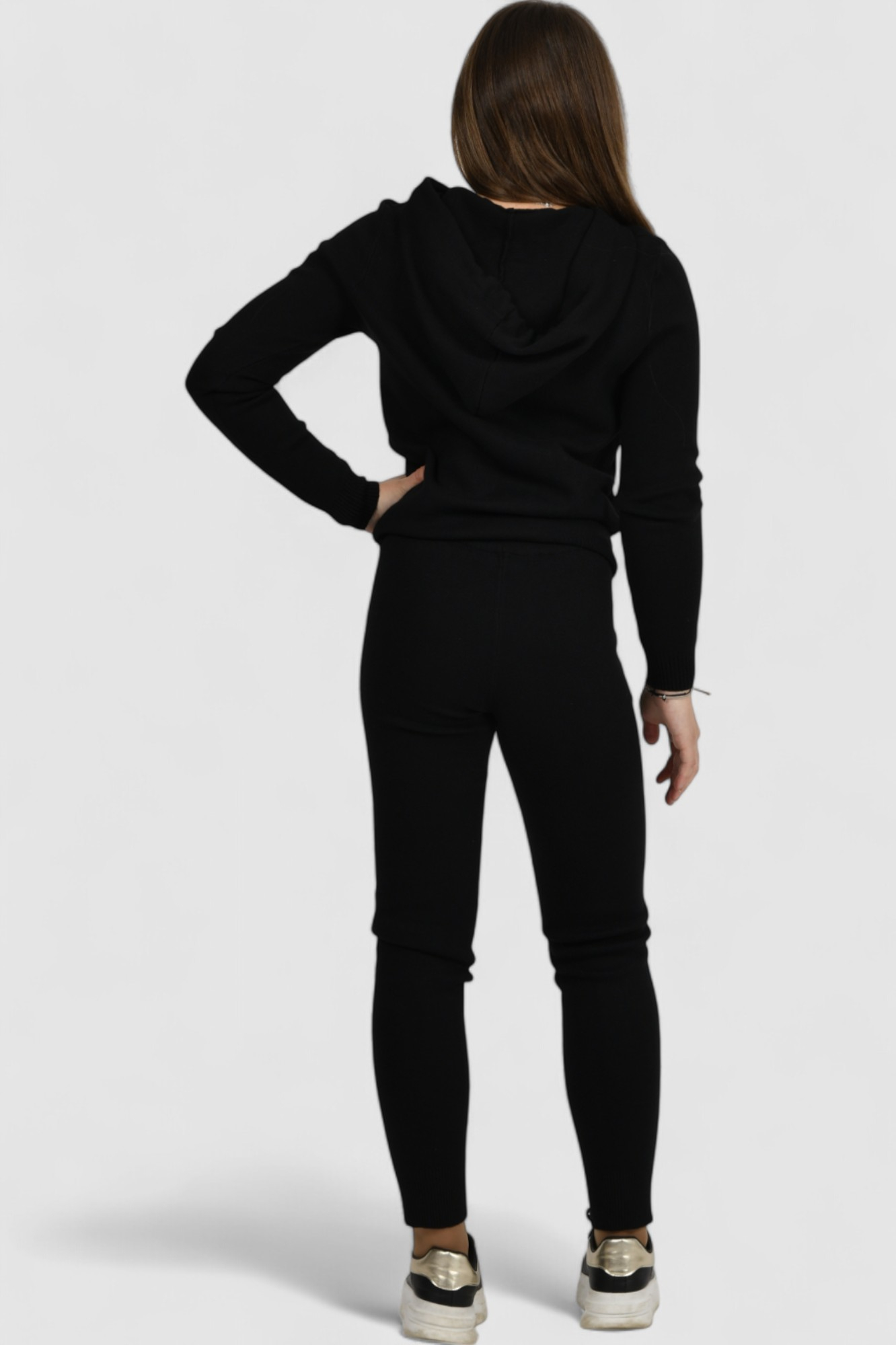 Ženska crna trenirka komplet Leila