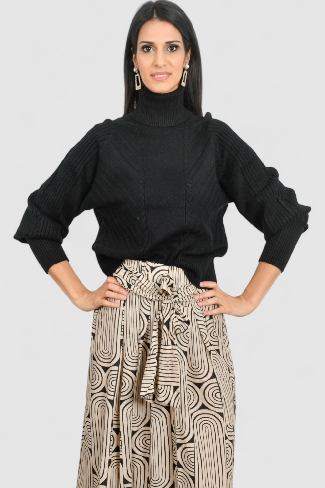 Ženski crni topliji džemper Oriana