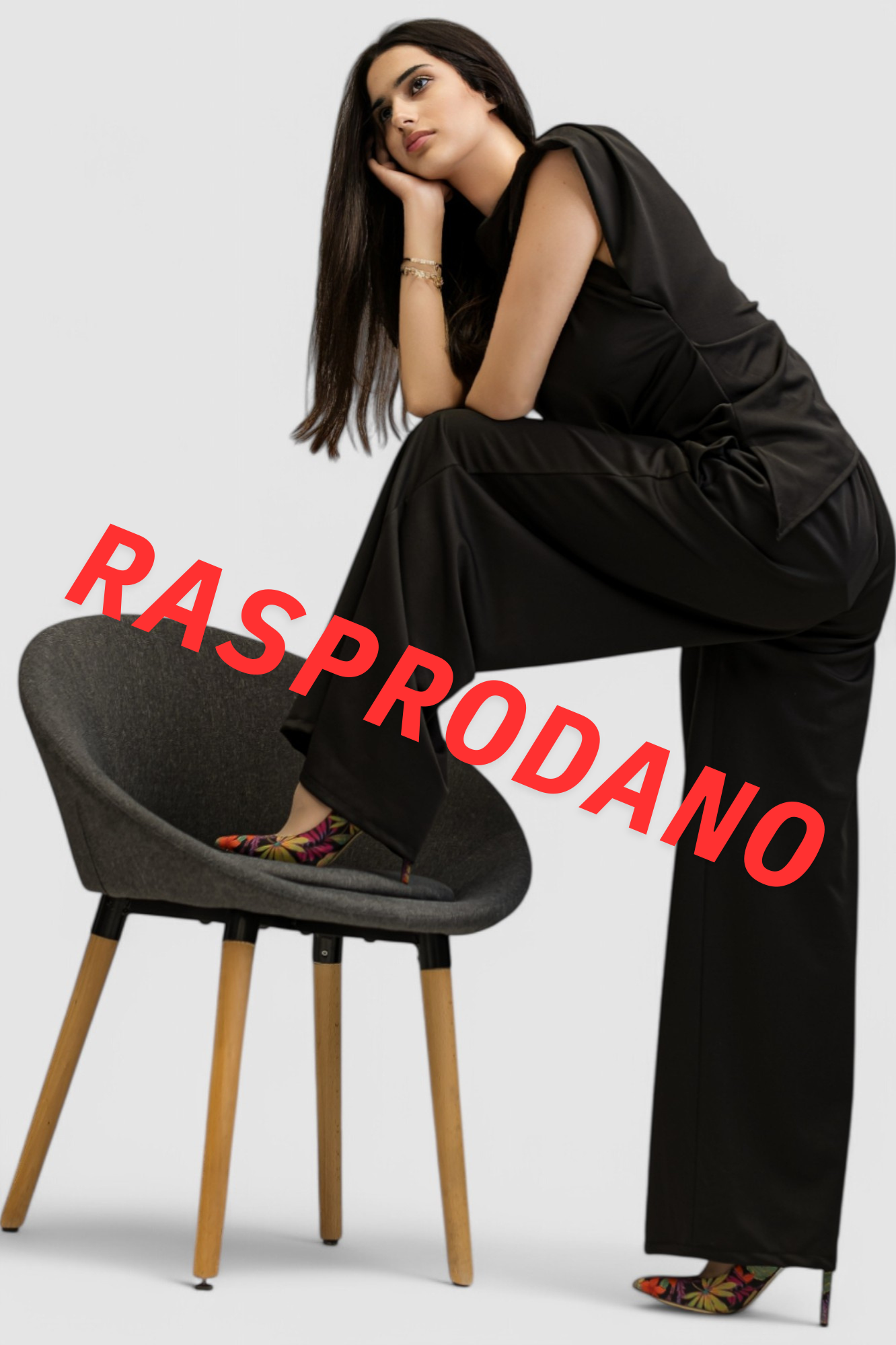 Ženski crni komplet s asimetričnim topom Francine