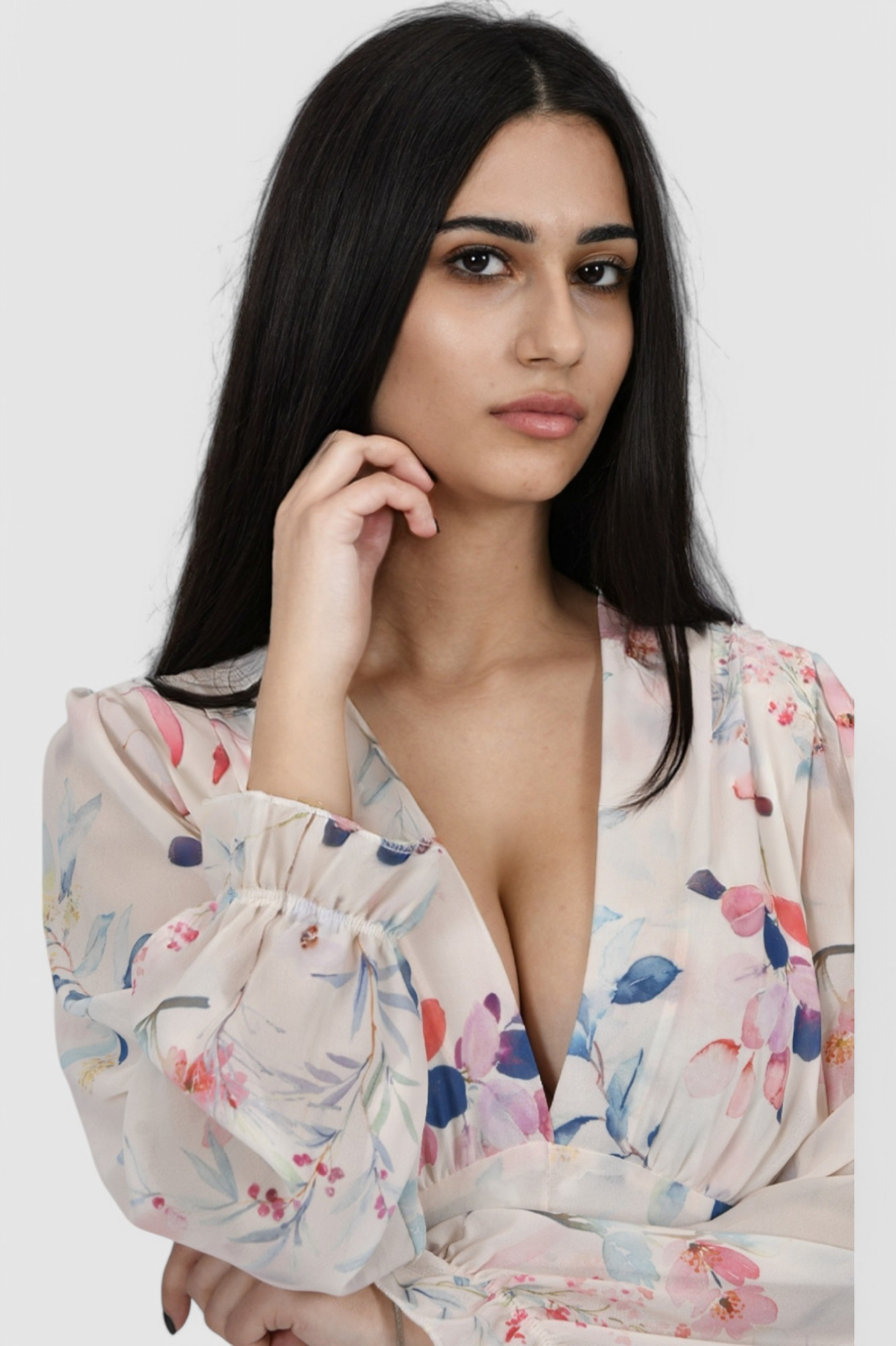 Ženska bijela elegantna kratka haljina Izara