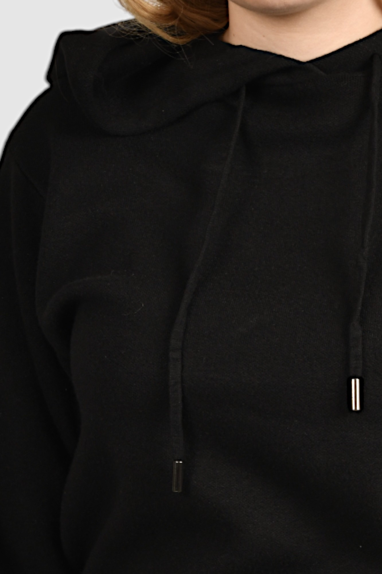 Ženska crna hoodica sa kapuljačom Noelia