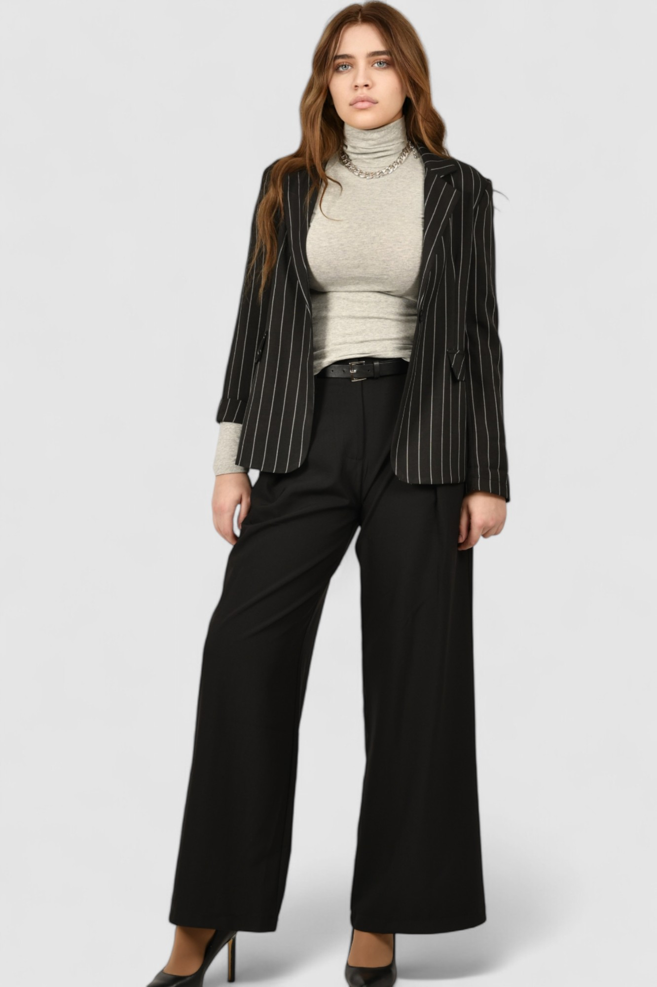 Ženska siva dolčevita Calista