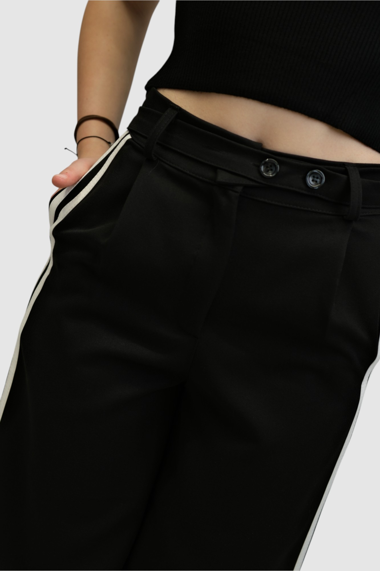 Ženski crni top Calliope