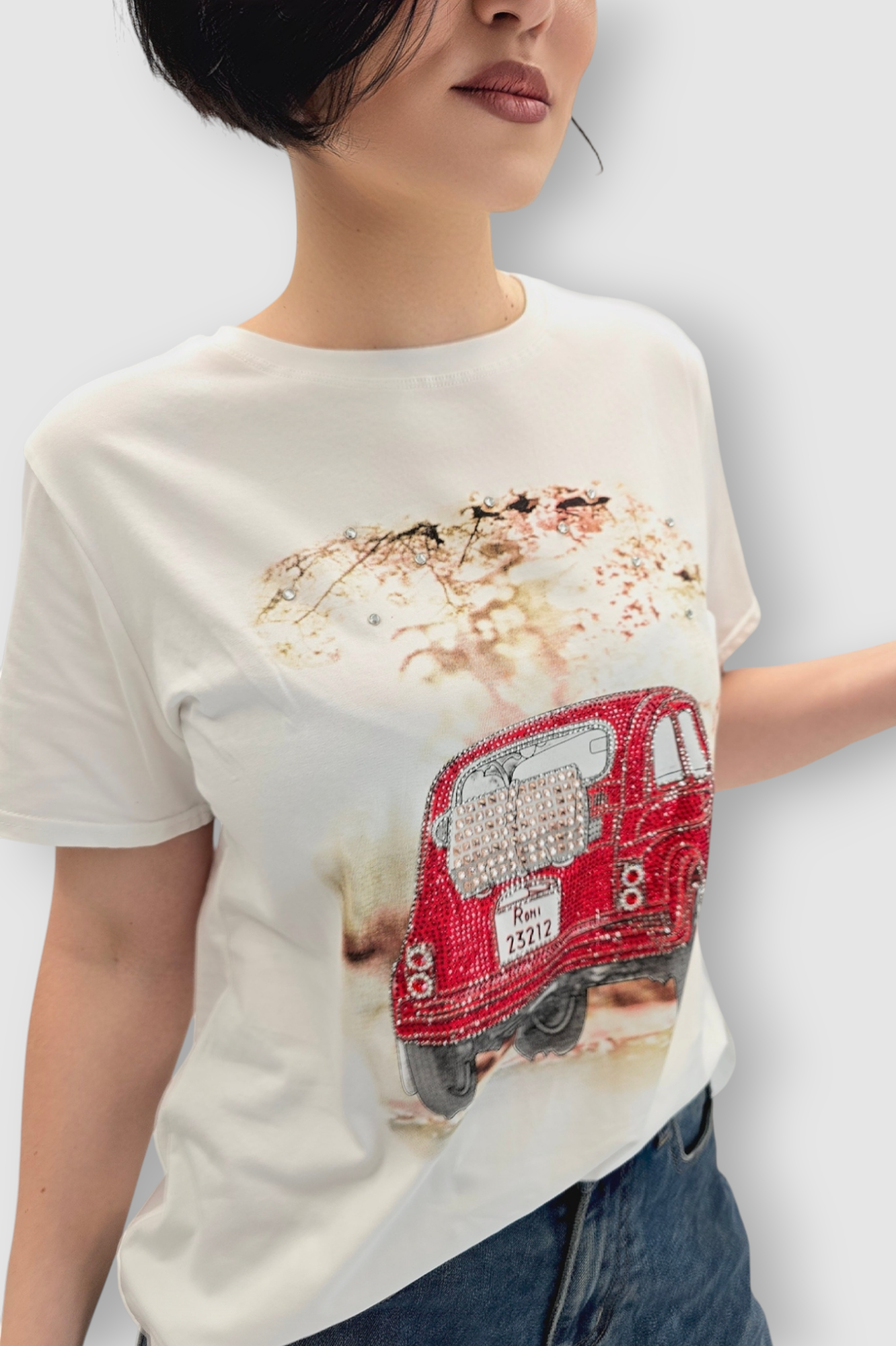 Ženska pamučna bijela majica kratkih rukava sa cirkonima i printom Mona