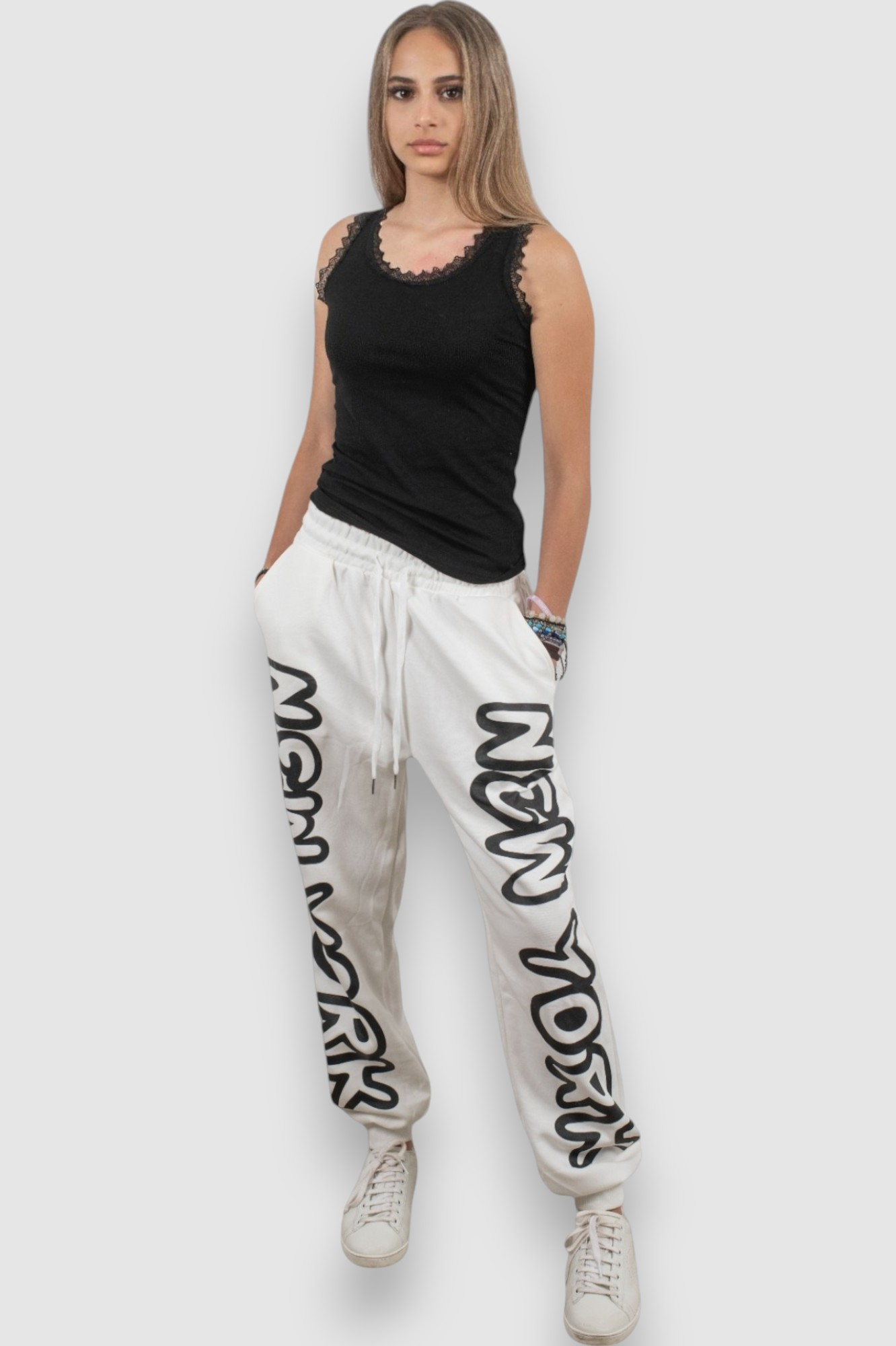 Ženska bijela trenirka komplet Zuri