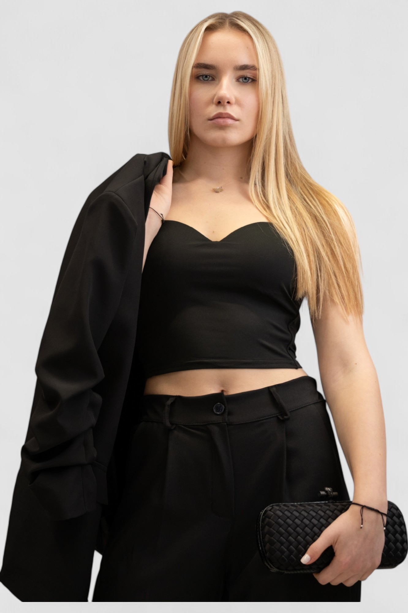 Ženski crni elegantni sako Brenda