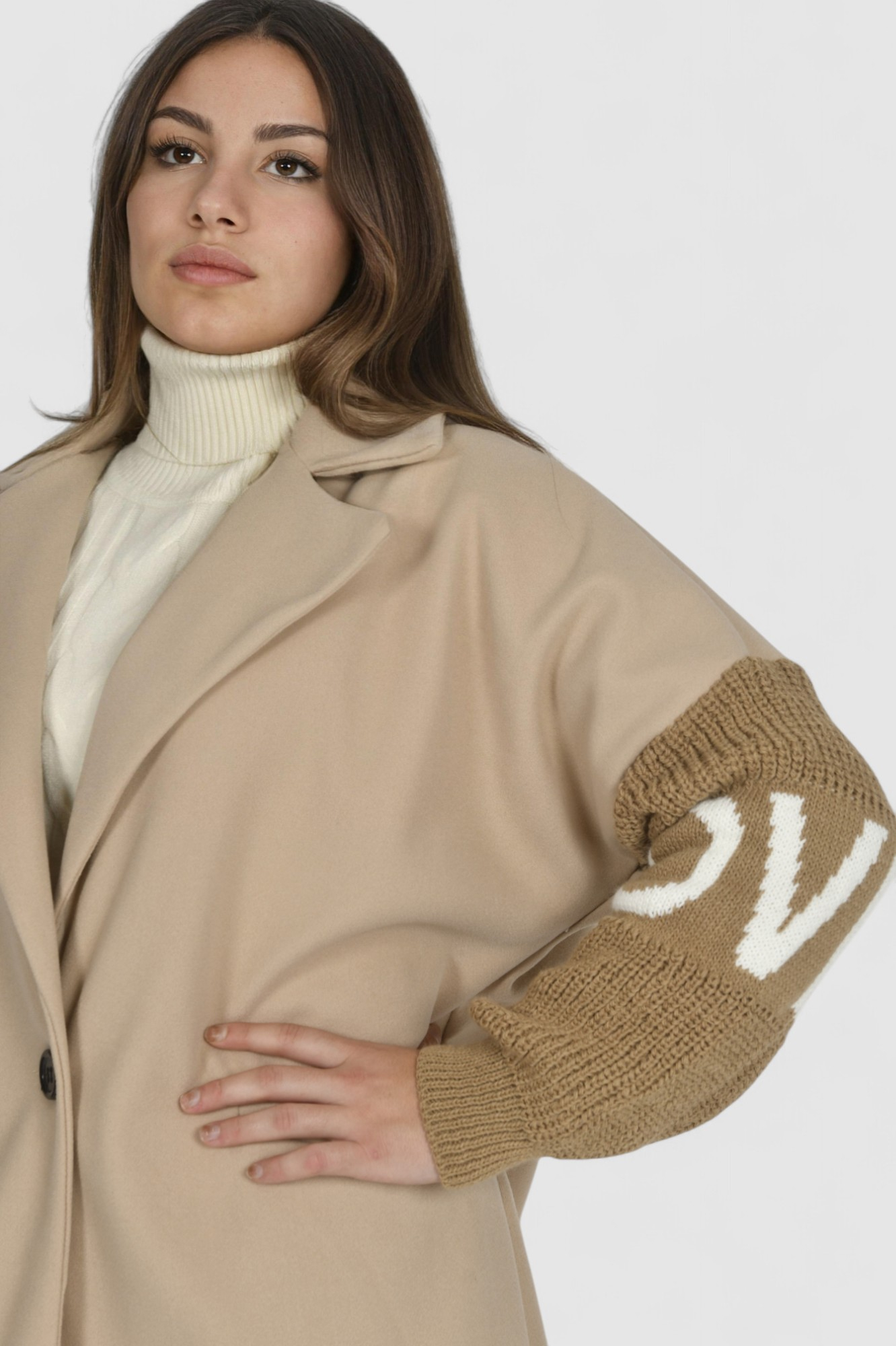 Ženski bež dugi kaput Naja