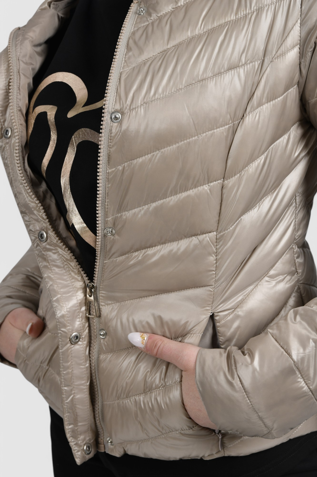 Ženska bež kratka jakna Clarita