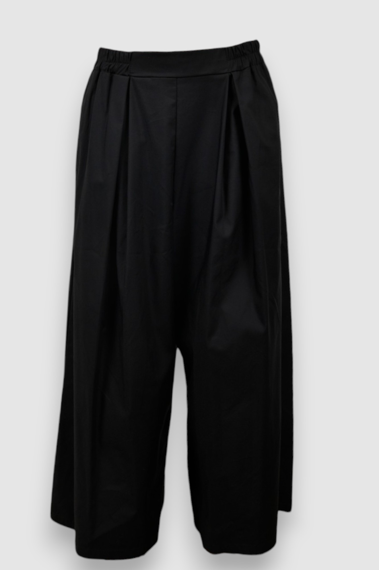 Ženske crne modne hlače Amara