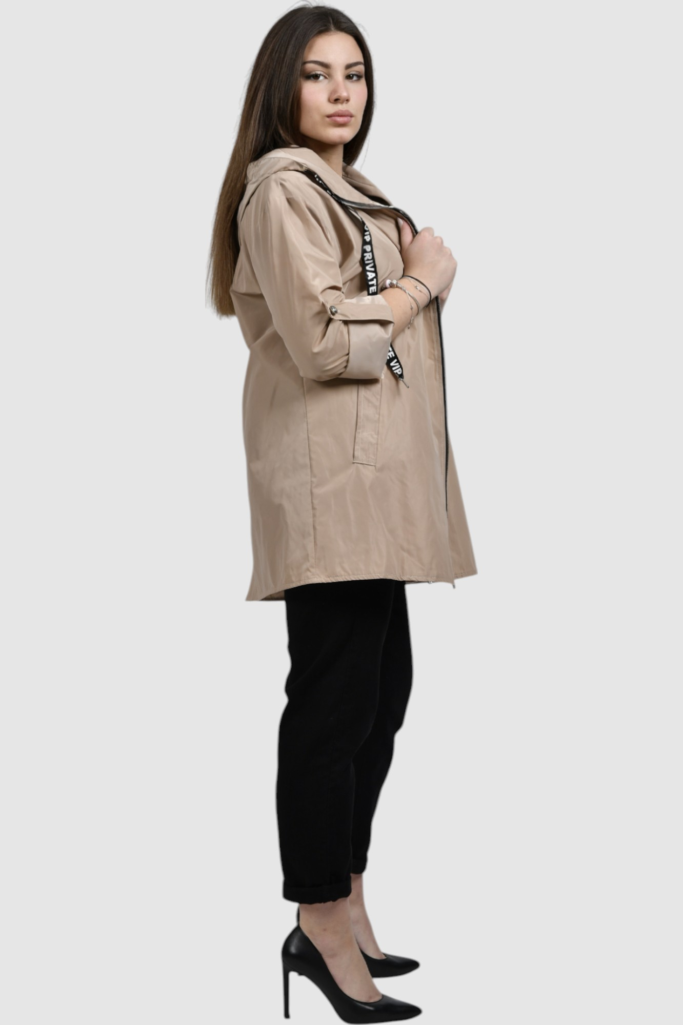 Ženska bež kratka jakna Amar