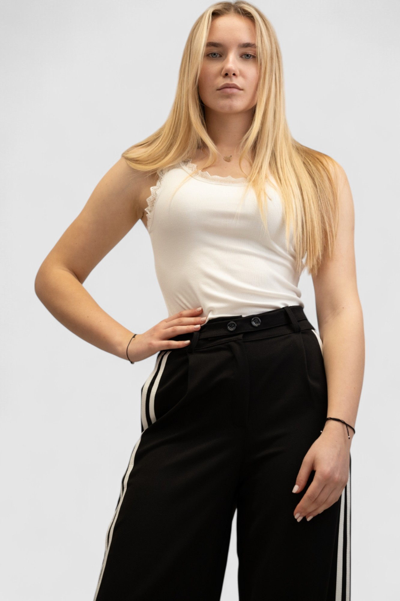 Ženska bijela majica bez rukava Danielle